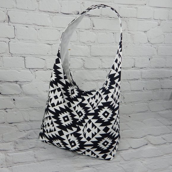 Gorgeous Handmade Hobo Bag - Picture 7 of 11